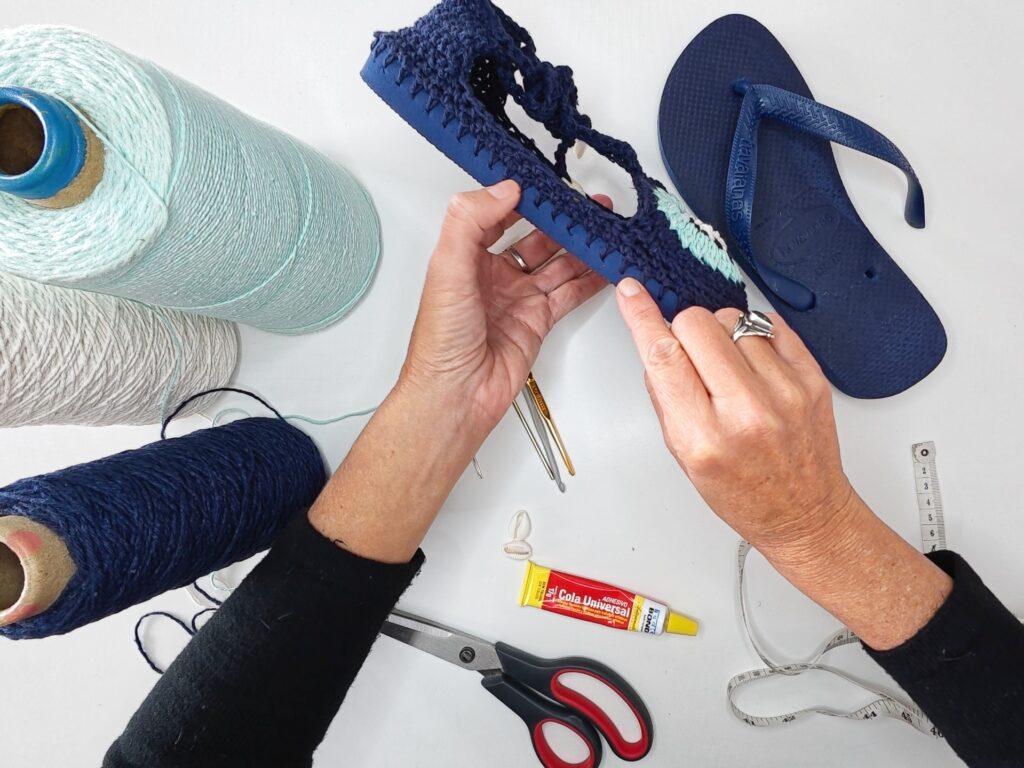 Crochet Sandals for Summer Using Havaianas Soles
